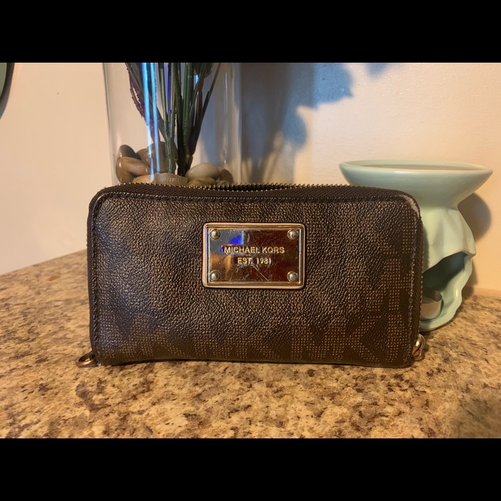 SOLD! MK Michael Kors Wallet